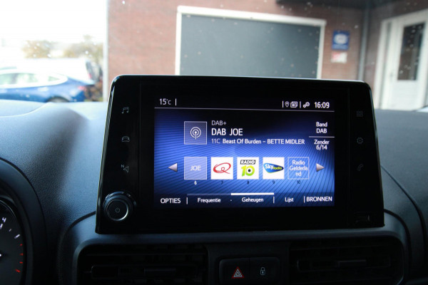 Toyota PROACE CITY 1.5 D-4D Live 102PK / Multi stuur / App connect / Laadruimte inrichting Toyota PROACE CITY 1.5 D-4D Live 102PK / Multi stuur / App connect / Laadruimte inrichting