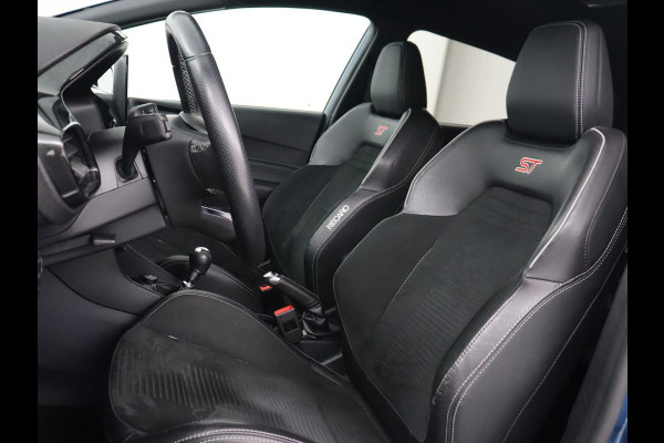 Ford Fiesta 1.5 EcoBoost ST-3 | Origineel NL | 1e eigenaar | Stoelverwarming | B&O Sound | Half leder | Carplay | Navigatie | Stuurverwarming | Full LED | Parkeerhulp Ford Fiesta 1.5 EcoBoost ST-3 | Origineel NL | 1e eigenaar | Stoelverwarming | B&O Sound | Half leder | Carplay | Navigatie | Stuurverwarming | Full LED | Parkeerhulp