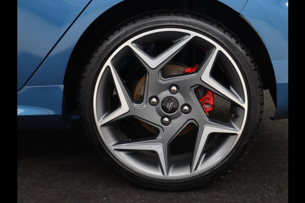Ford Fiesta 1.5 EcoBoost ST-3 | Origineel NL | 1e eigenaar | Stoelverwarming | B&O Sound | Half leder | Carplay | Navigatie | Stuurverwarming | Full LED | Parkeerhulp Ford Fiesta 1.5 EcoBoost ST-3 | Origineel NL | 1e eigenaar | Stoelverwarming | B&O Sound | Half leder | Carplay | Navigatie | Stuurverwarming | Full LED | Parkeerhulp