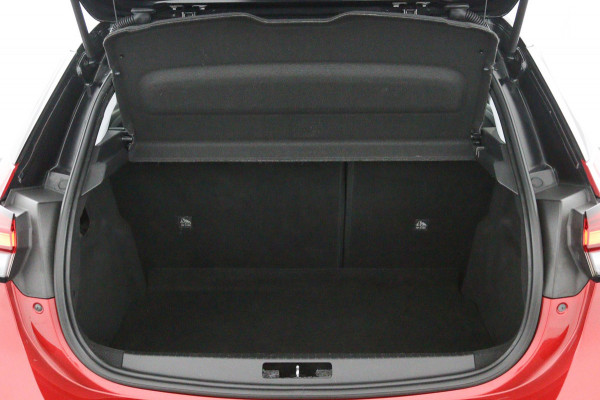 Opel CORSA-E Elegance 50 kWh*3FASE*CRUISE*ECC*NAVI*CARPLAY* Opel CORSA-E Elegance 50 kWh*3FASE*CRUISE*ECC*NAVI*CARPLAY*
