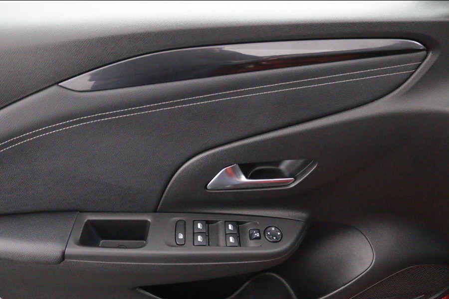 Opel CORSA-E Elegance 50 kWh*3FASE*CRUISE*ECC*NAVI*CARPLAY* Opel CORSA-E Elegance 50 kWh*3FASE*CRUISE*ECC*NAVI*CARPLAY*