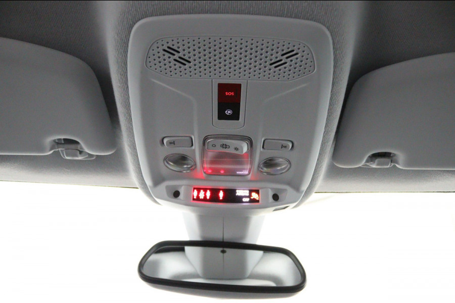 Opel CORSA-E Elegance 50 kWh*3FASE*CRUISE*ECC*NAVI*CARPLAY* Opel CORSA-E Elegance 50 kWh*3FASE*CRUISE*ECC*NAVI*CARPLAY*