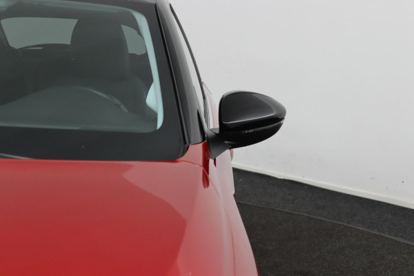 Opel CORSA-E Elegance 50 kWh*3FASE*CRUISE*ECC*NAVI*CARPLAY* Opel CORSA-E Elegance 50 kWh*3FASE*CRUISE*ECC*NAVI*CARPLAY*