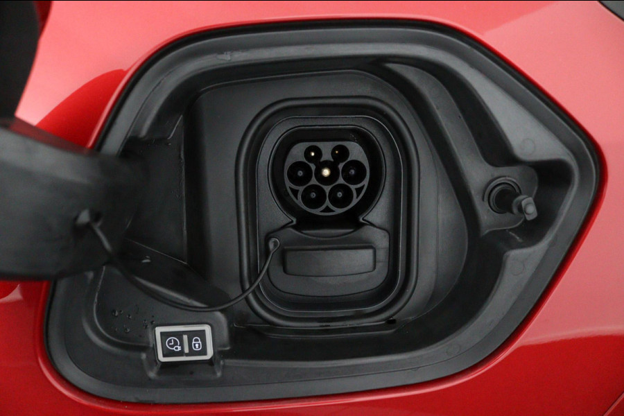 Opel CORSA-E Elegance 50 kWh*3FASE*CRUISE*ECC*NAVI*CARPLAY* Opel CORSA-E Elegance 50 kWh*3FASE*CRUISE*ECC*NAVI*CARPLAY*