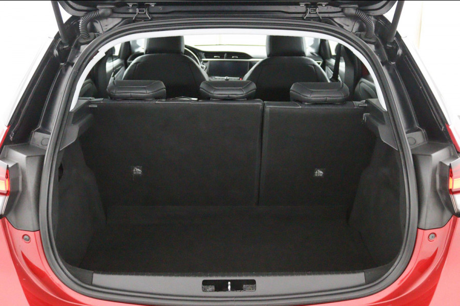 Opel CORSA-E Elegance 50 kWh*3FASE*CRUISE*ECC*NAVI*CARPLAY* Opel CORSA-E Elegance 50 kWh*3FASE*CRUISE*ECC*NAVI*CARPLAY*