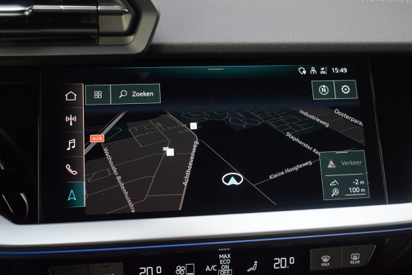 Audi A3 Limousine 35 TFSI 150pk S-tronic S-line | ACC | Carplay | Sfeer | LED | 19" Audi A3 Limousine 35 TFSI 150pk S-tronic S-line | ACC | Carplay | Sfeer | LED | 19"