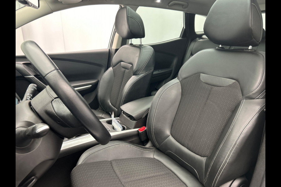 Renault Kadjar 1.2 TCe Intens Trekhaak Pano/dak Navigatie Origineel NL Renault Kadjar 1.2 TCe Intens Trekhaak Pano/dak Navigatie Origineel NL