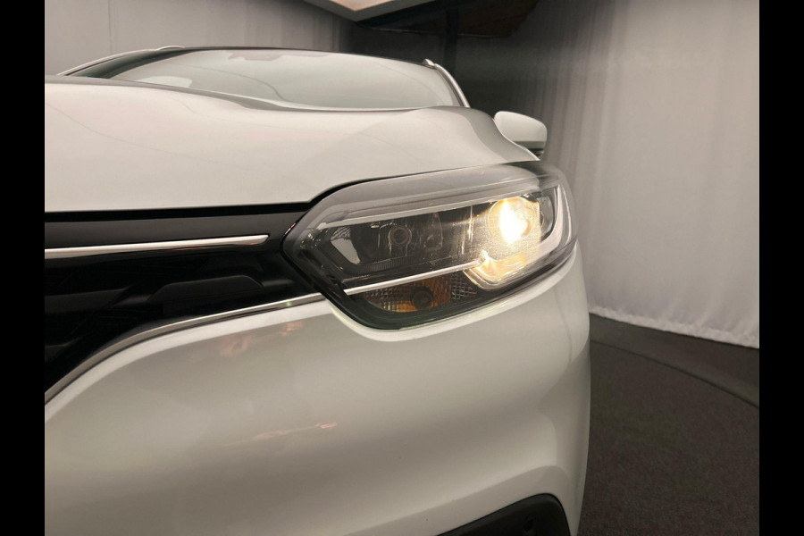 Renault Kadjar 1.2 TCe Intens Trekhaak Pano/dak Navigatie Origineel NL Renault Kadjar 1.2 TCe Intens Trekhaak Pano/dak Navigatie Origineel NL