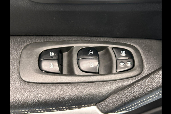 Renault Kadjar 1.2 TCe Intens Trekhaak Pano/dak Navigatie Origineel NL Renault Kadjar 1.2 TCe Intens Trekhaak Pano/dak Navigatie Origineel NL