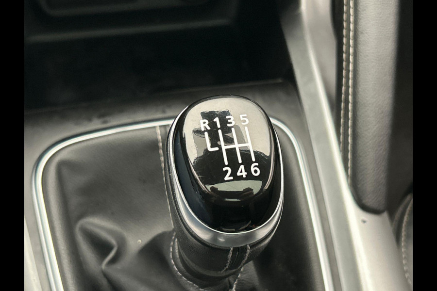 Renault Kadjar 1.2 TCe Intens Trekhaak Pano/dak Navigatie Origineel NL Renault Kadjar 1.2 TCe Intens Trekhaak Pano/dak Navigatie Origineel NL