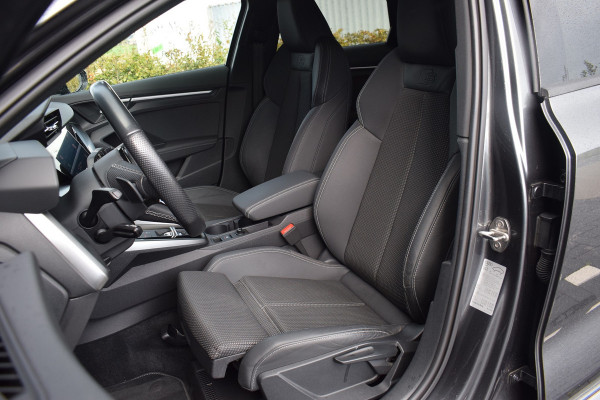 Audi A3 Limousine 35 TFSI 150pk S-tronic S-line | ACC | Carplay | Sfeer | LED | 19" Audi A3 Limousine 35 TFSI 150pk S-tronic S-line | ACC | Carplay | Sfeer | LED | 19"