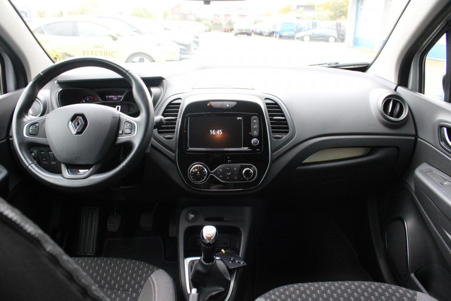 Renault Captur 0.9 TCe Intens | Trekhaak | Climate Control | Navigatie | Cruise Control | Camera | Renault Captur 0.9 TCe Intens | Trekhaak | Climate Control | Navigatie | Cruise Control | Camera |