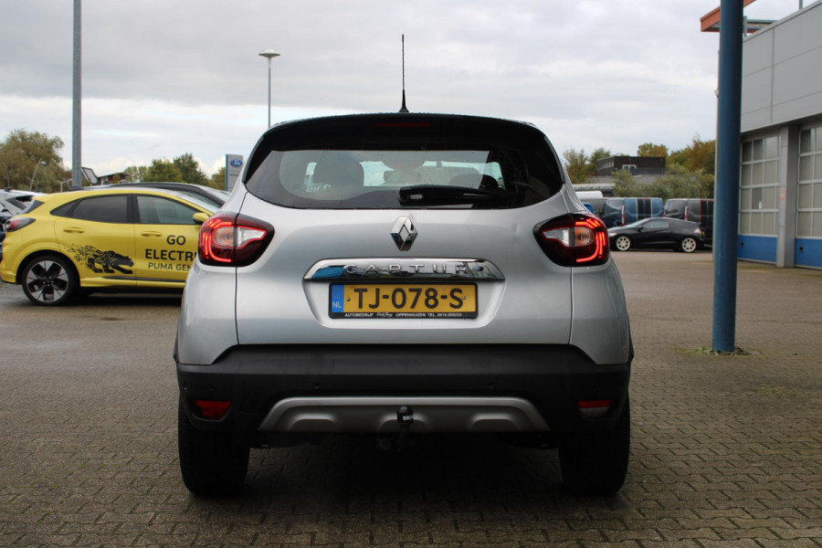 Renault Captur 0.9 TCe Intens | Trekhaak | Climate Control | Navigatie | Cruise Control | Camera | Renault Captur 0.9 TCe Intens | Trekhaak | Climate Control | Navigatie | Cruise Control | Camera |