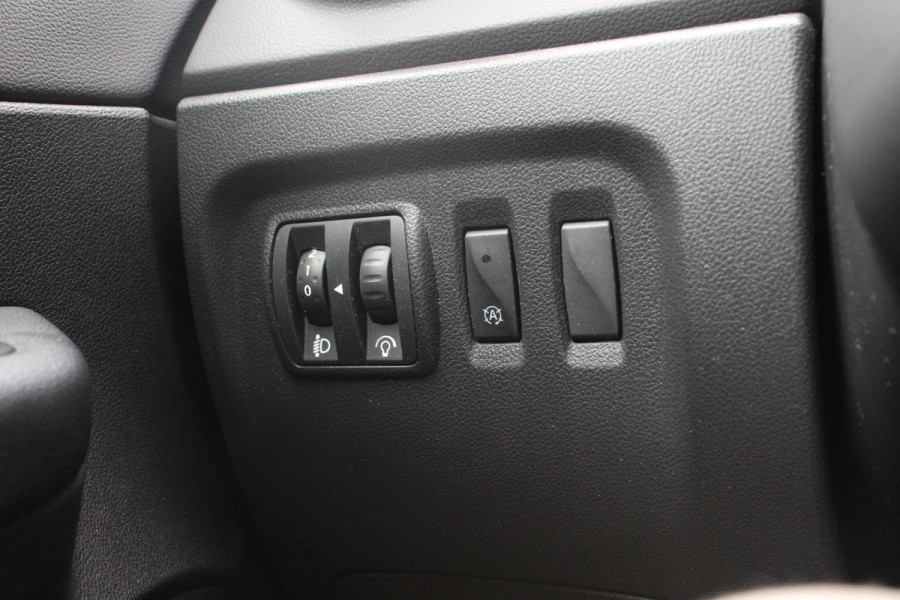 Renault Captur 0.9 TCe Intens | Trekhaak | Climate Control | Navigatie | Cruise Control | Camera | Renault Captur 0.9 TCe Intens | Trekhaak | Climate Control | Navigatie | Cruise Control | Camera |