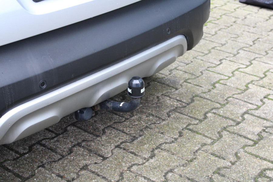 Renault Captur 0.9 TCe Intens | Trekhaak | Climate Control | Navigatie | Cruise Control | Camera | Renault Captur 0.9 TCe Intens | Trekhaak | Climate Control | Navigatie | Cruise Control | Camera |