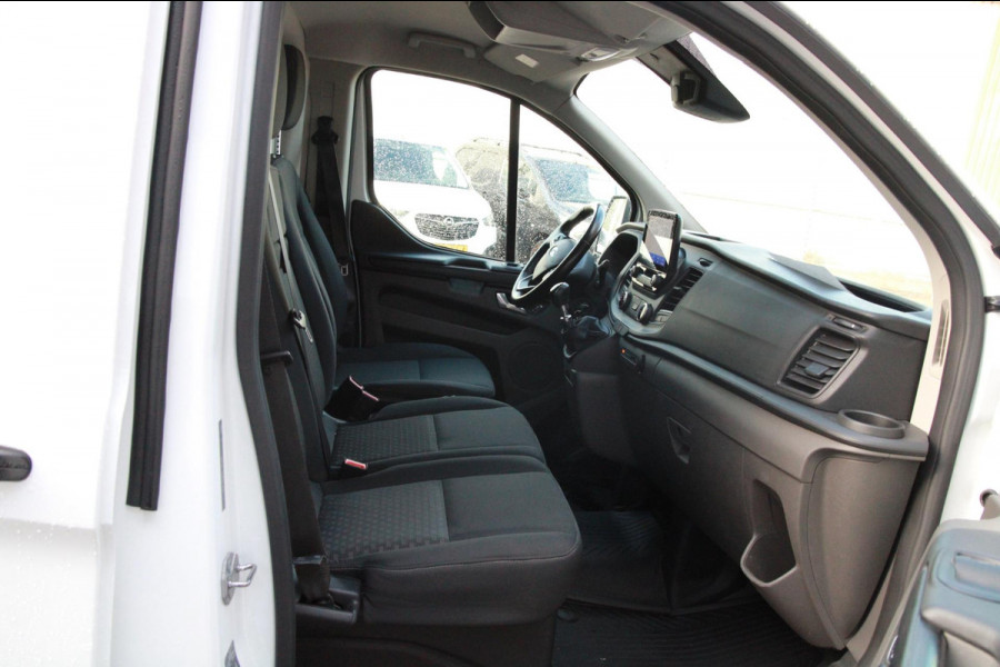 Ford Transit Custom 300 2.0 TDCI L2H1 Trend / Camera / Stoel verwarming / Sync 3 Ford Transit Custom 300 2.0 TDCI L2H1 Trend / Camera / Stoel verwarming / Sync 3