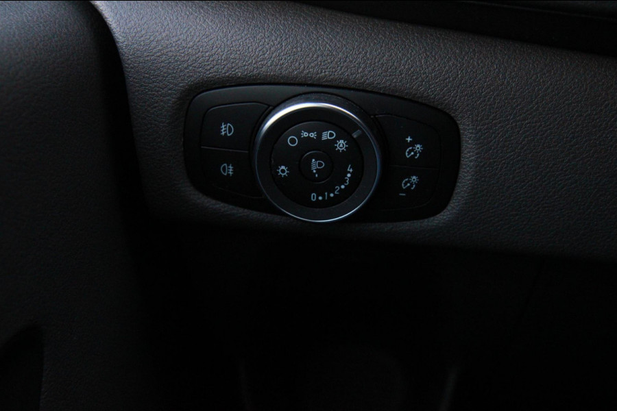 Ford Transit Custom 300 2.0 TDCI L2H1 Trend / Camera / Stoel verwarming / Sync 3 Ford Transit Custom 300 2.0 TDCI L2H1 Trend / Camera / Stoel verwarming / Sync 3