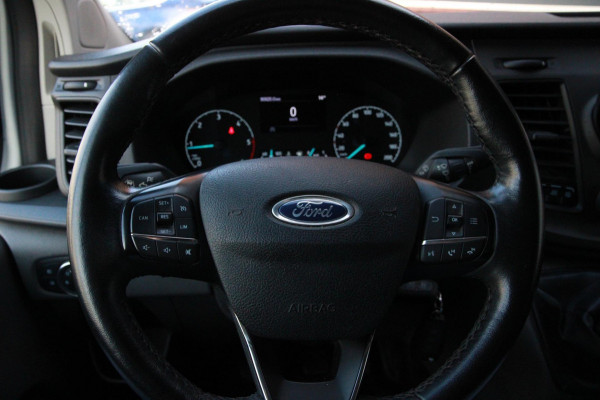 Ford Transit Custom 300 2.0 TDCI L2H1 Trend / Camera / Stoel verwarming / Sync 3 Ford Transit Custom 300 2.0 TDCI L2H1 Trend / Camera / Stoel verwarming / Sync 3