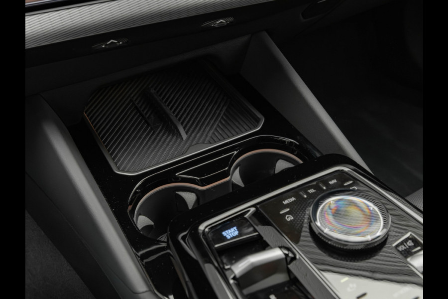 BMW i5 eDrive40 M-Sport - Onderstel Prof - Driving Ass Plus - Comfortstoelen BMW i5 eDrive40 M-Sport - Onderstel Prof - Driving Ass Plus - Comfortstoelen