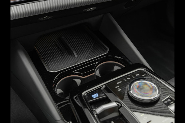 BMW i5 eDrive40 M-Sport - Onderstel Prof - Driving Ass Plus - Comfortstoelen BMW i5 eDrive40 M-Sport - Onderstel Prof - Driving Ass Plus - Comfortstoelen