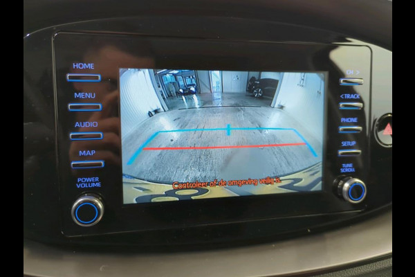 Toyota Aygo X 1.0 VVT-i MT Play Navigatie Apple Carplay/Android Auto Camera Adaptive Cruise Control Airco Toyota Aygo X 1.0 VVT-i MT Play Navigatie Apple Carplay/Android Auto Camera Adaptive Cruise Control Airco