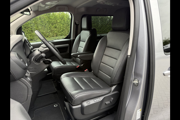 Peugeot e-Traveller 75 kWh Business VIP / PRIJS INCL BTW /**7.401 KM**/ FULL ELECTRIC / 6-PERSOONS / 2x SCHUIFDEUR / LEDER / MASSAGE...... Peugeot e-Traveller 75 kWh Business VIP / PRIJS INCL BTW /**7.401 KM**/ FULL ELECTRIC / 6-PERSOONS / 2x SCHUIFDEUR / LEDER / MASSAGE......