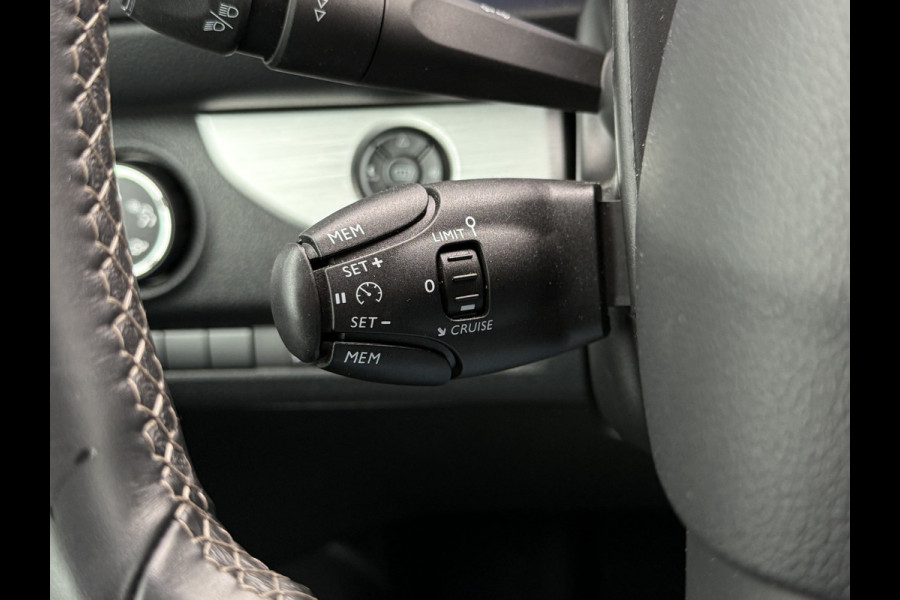 Peugeot e-Traveller 75 kWh Business VIP / PRIJS INCL BTW /**7.401 KM**/ FULL ELECTRIC / 6-PERSOONS / 2x SCHUIFDEUR / LEDER / MASSAGE...... Peugeot e-Traveller 75 kWh Business VIP / PRIJS INCL BTW /**7.401 KM**/ FULL ELECTRIC / 6-PERSOONS / 2x SCHUIFDEUR / LEDER / MASSAGE......