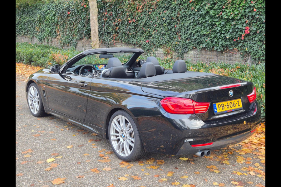 BMW 4 Serie Cabrio 420i M Sport High Executive Cabrio Dig. Dash Apple CarPlay Elek.Stoelen Nbt Evo GR Navi Leder Zwart NAP BMW 4 Serie Cabrio 420i M Sport High Executive Cabrio Dig. Dash Apple CarPlay Elek.Stoelen Nbt Evo GR Navi Leder Zwart NAP