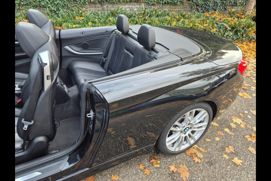 BMW 4 Serie Cabrio 420i M Sport High Executive Cabrio Dig. Dash Apple CarPlay Elek.Stoelen Nbt Evo GR Navi Leder Zwart NAP BMW 4 Serie Cabrio 420i M Sport High Executive Cabrio Dig. Dash Apple CarPlay Elek.Stoelen Nbt Evo GR Navi Leder Zwart NAP