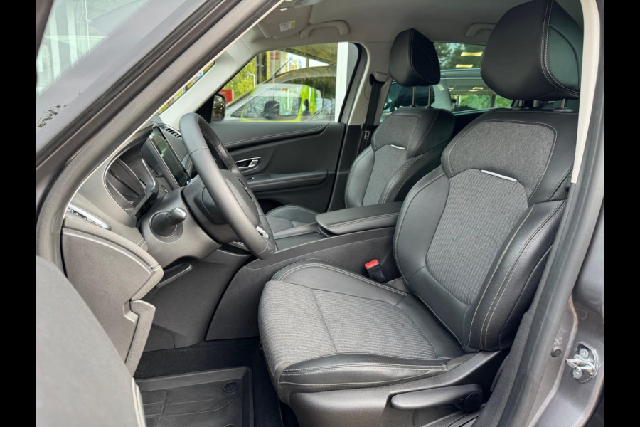 Renault Grand Scénic TCe 140 EDC Techno Groot navi / Full LED / P-sensor & camera