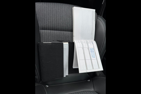 Renault Grand Scénic TCe 140 EDC Techno Groot navi / Full LED / P-sensor & camera