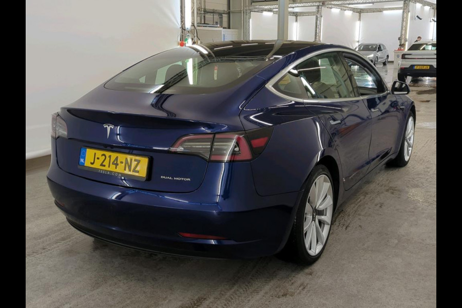 Tesla Model 3 Long Range AWD 75 kWh Dual Motor 92% SOH Autopilot Tesla Model 3 Long Range AWD 75 kWh Dual Motor 92% SOH Autopilot