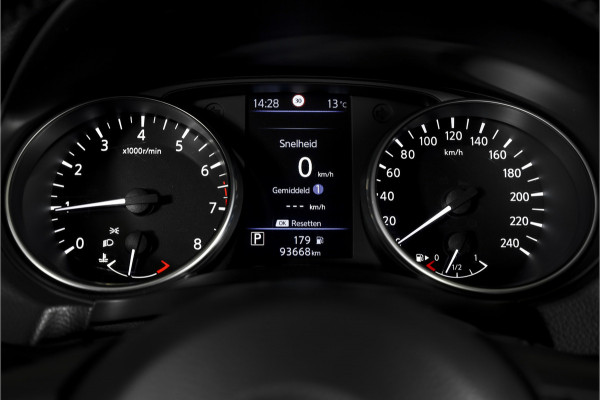Nissan QASHQAI 1.3 DIG-T Tekna + 160 PK - Automaat | Pano | Adapt. Cruise | Stoel-+Voorruitverw. | Elek. Stoel | PDC | 360 Camera | NAV + App. Connect | ECC | Bose | LM 19" | Trekhaak | Nissan QASHQAI 1.3 DIG-T Tekna + 160 PK - Automaat | Pano | Adapt. Cruise | Stoel-+Voorruitverw. | Elek. Stoel | PDC | 360 Camera | NAV + App. Connect | ECC | Bose | LM 19" | Trekhaak |