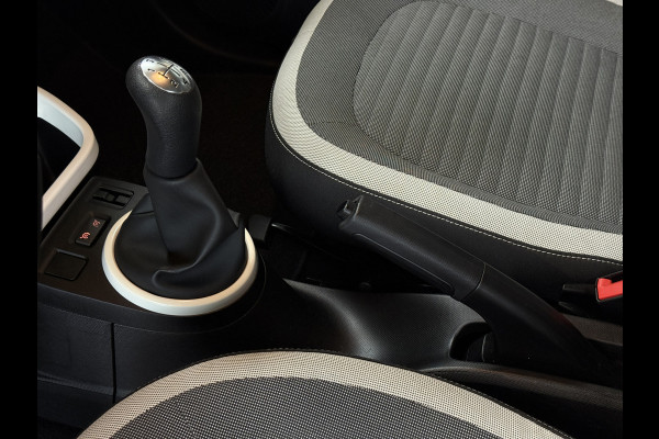 Renault Twingo 1.0 SCe Collection Airco | Cruisecontrol | Bluetooth | Led | Keurig nette Twingo.