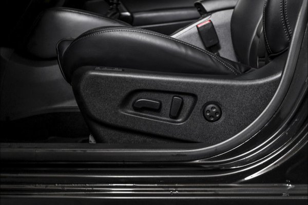 Nissan QASHQAI 1.3 DIG-T Tekna + 140 PK | Pano | Adapt. Cruise | Stoel-+Voorruitverw. | PDC | 360 Camera | NAV + App. Connect | ECC | Bose | LM 19" |