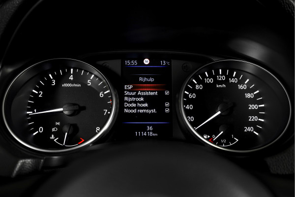 Nissan QASHQAI 1.3 DIG-T Tekna + 140 PK | Pano | Adapt. Cruise | Stoel-+Voorruitverw. | PDC | 360 Camera | NAV + App. Connect | ECC | Bose | LM 19" |
