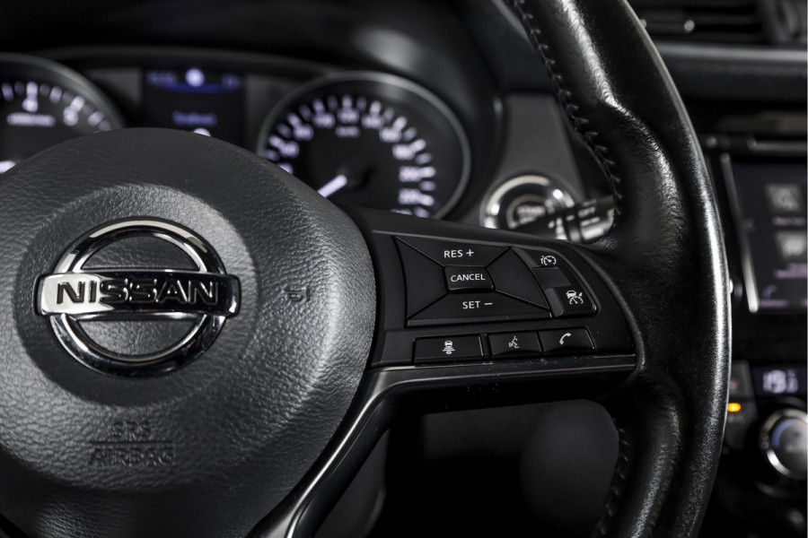 Nissan QASHQAI 1.3 DIG-T Tekna + 140 PK | Pano | Adapt. Cruise | Stoel-+Voorruitverw. | PDC | 360 Camera | NAV + App. Connect | ECC | Bose | LM 19" |