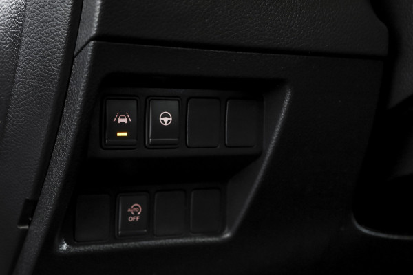 Nissan QASHQAI 1.3 DIG-T Tekna + 140 PK | Pano | Adapt. Cruise | Stoel-+Voorruitverw. | PDC | 360 Camera | NAV + App. Connect | ECC | Bose | LM 19" |