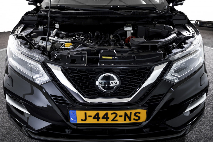 Nissan QASHQAI 1.3 DIG-T Tekna + 140 PK | Pano | Adapt. Cruise | Stoel-+Voorruitverw. | PDC | 360 Camera | NAV + App. Connect | ECC | Bose | LM 19" |