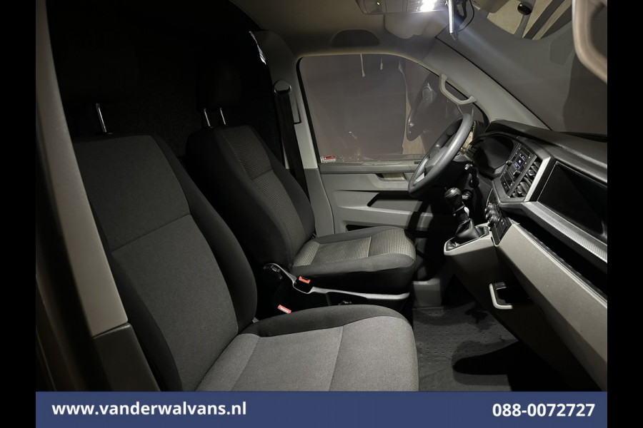 Volkswagen Transporter 2.0 TDI L1H1 Euro6 Airco | Camera | Cruisecontrol | Trekhaak | Sidebars Parkeersensoren Volkswagen Transporter 2.0 TDI L1H1 Euro6 Airco | Camera | Cruisecontrol | Trekhaak | Sidebars Parkeersensoren