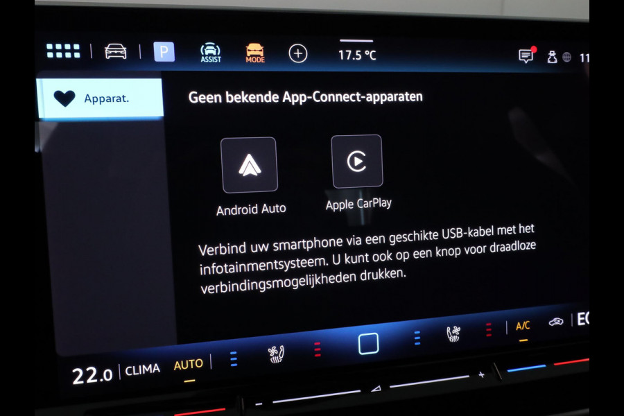 Volkswagen Golf 1.5 eHybrid GTE 272 pk Automaat (DSG) | Sportpakket | Panoramadak | Lederen bekleding | Elektr. trekhaak | Parkeersensoren | Blackstyle | Stoelverwarming |