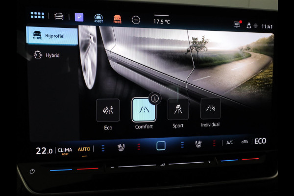 Volkswagen Golf 1.5 eHybrid GTE 272 pk Automaat (DSG) | Sportpakket | Panoramadak | Lederen bekleding | Elektr. trekhaak | Parkeersensoren | Blackstyle | Stoelverwarming |