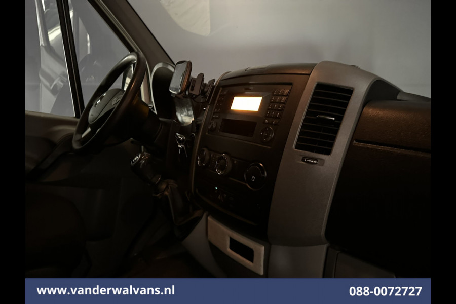 Mercedes-Benz Sprinter 316 CDI 163pk L2H2 Euro6 Airco | Navigatie | 2800kg Trekhaak | Cruisecontrol Parkeersensoren
