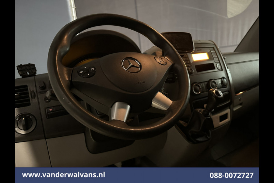 Mercedes-Benz Sprinter 316 CDI 163pk L2H2 Euro6 Airco | Navigatie | 2800kg Trekhaak | Cruisecontrol Parkeersensoren