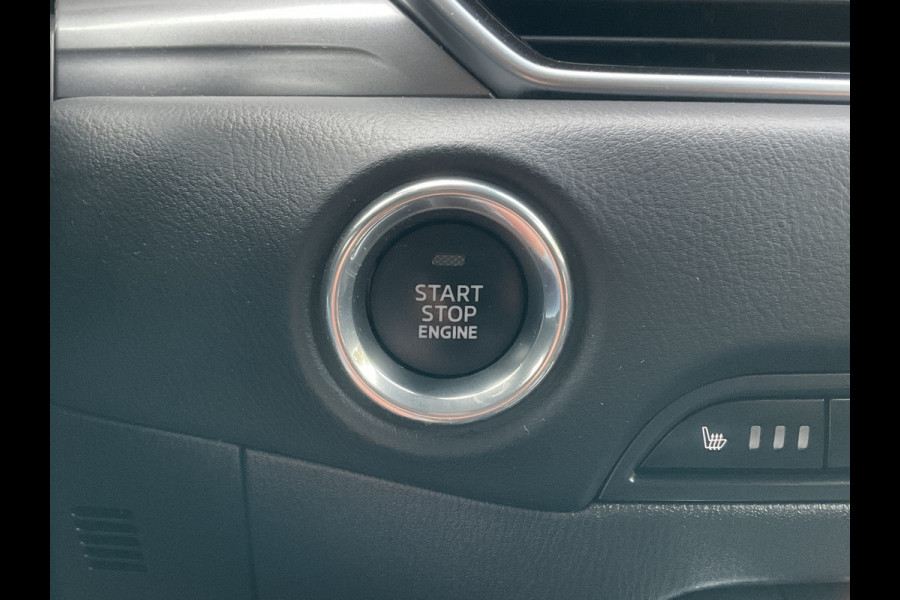 Mazda CX-5 2.0 SkyActiv-G 165 Luxury Trekhaak HUD Leer Stoel/Stuurverw Led Nav/Cruise 79702KM!