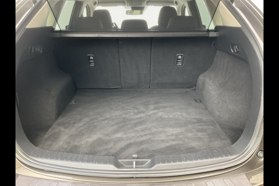 Mazda CX-5 2.0 SkyActiv-G 165 Luxury Trekhaak HUD Leer Stoel/Stuurverw Led Nav/Cruise 79702KM!