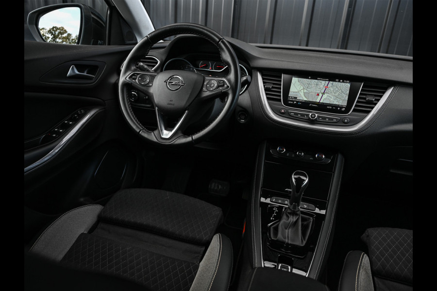 Opel Grandland X 1.2 TURBO BUSINESS EXECUTIVE | AUTOMAAT | LED | BLUETOOTH | CRUISECONTROL | EL. ACHTERKLEP | GOED ONDERHOUDEN