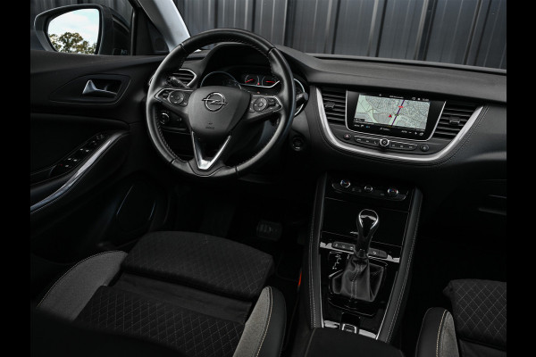 Opel Grandland X 1.2 TURBO BUSINESS EXECUTIVE | AUTOMAAT | LED | BLUETOOTH | CRUISECONTROL | EL. ACHTERKLEP | GOED ONDERHOUDEN
