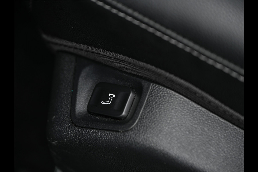 Opel Grandland X 1.2 TURBO BUSINESS EXECUTIVE | AUTOMAAT | LED | BLUETOOTH | CRUISECONTROL | EL. ACHTERKLEP | GOED ONDERHOUDEN