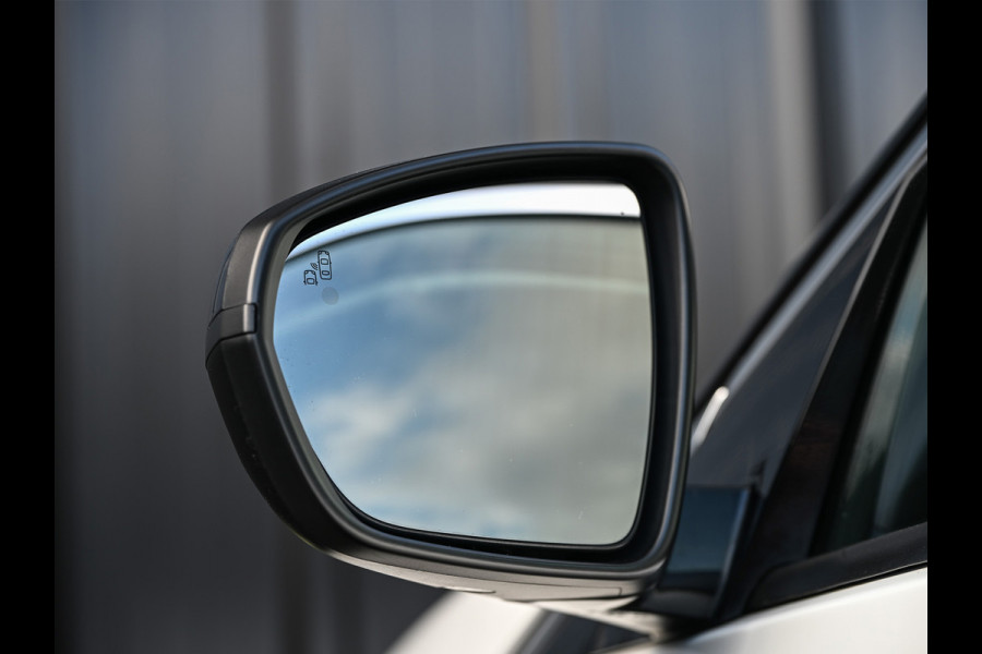 Opel Grandland X 1.2 TURBO BUSINESS EXECUTIVE | AUTOMAAT | LED | BLUETOOTH | CRUISECONTROL | EL. ACHTERKLEP | GOED ONDERHOUDEN